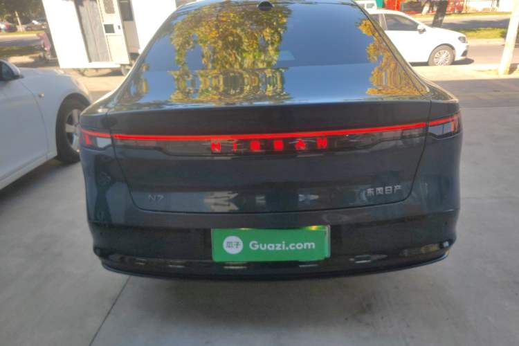 Used Nissan N7 2025 625 Max Exterior 4