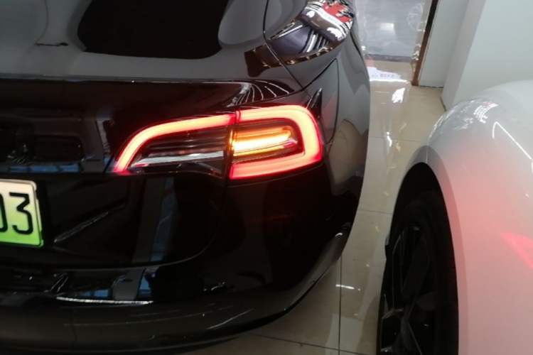 Used Tesla Model 3 2022 Rear-Wheel-Drive Version