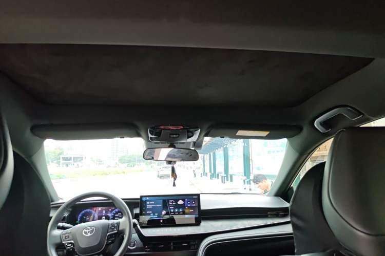 Used Toyota Camry 2024 Dual-Motor 2.0HS Sport Edition Headliner