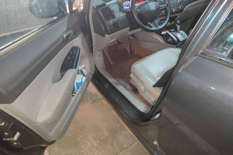 Used Honda Civic 2009 1.8L automatic comfort version
