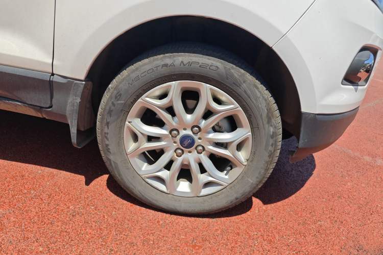 Used Ford EcoSport 2017 1.5L Automatic Prestige Model Right Front Wheel Hub