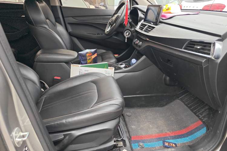 Used Baojun 360 2019 1.5L Automatic Elite Version China VI
