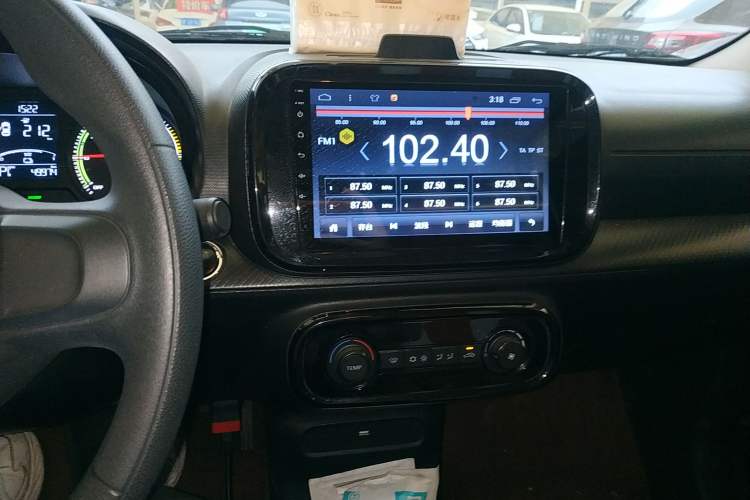 Used Roewe Clever 2022 311km QiQi BoBo Edition Audio And AC Panel