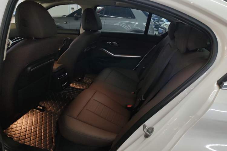 Used BMW 3 Series 2021 Facelifted 320Li M Sport Package Left Rear Seat