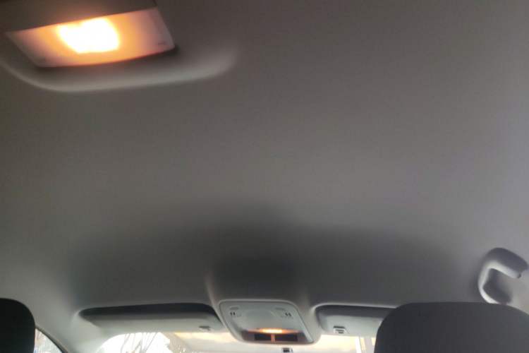 Used Chevrolet Cruze 2017 1.5L Manual Pioneer Edition Headliner