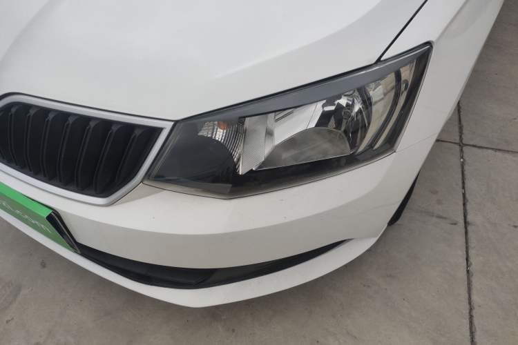 Used Skoda Fabia 2017 1.4L Automatic Car Enjoy Edition Left Front Headlight