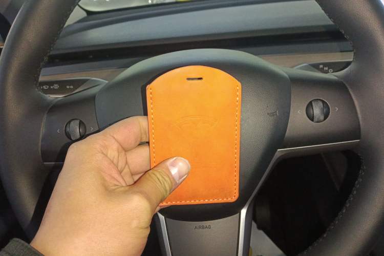 Used Tesla Model Y 2021 Long-Range All-Wheel-Drive Version 3D7
