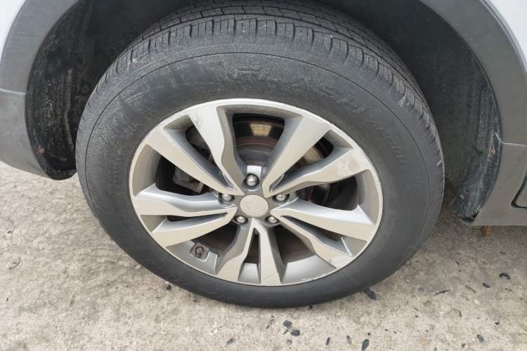 Used Geely Auto Emgrand X7 Sport 2016 1.8TD Automatic ZhiZun Version Exterior 5