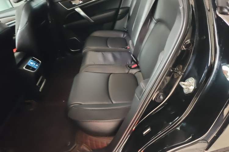 Used Honda Avancier 2017 240TURBO Two-Wheel Drive Comfort Version Left Rear Seat