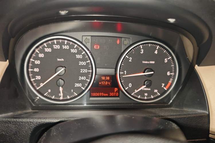 Used BMW X1 2012 sDrive18i Luxury Edition
