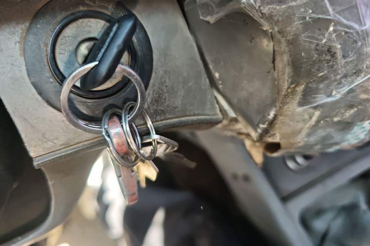 Used Jinbei Hiace 2014 2.0L Fifth-Generation Xiangyun Comfort Type 1 4G20C Vehicle Key