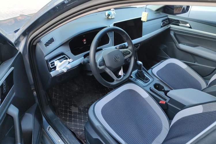 Used Volkswagen Lavida 2023 1.5L Automatic Starry Sky 5 Million Edition Driver Seat