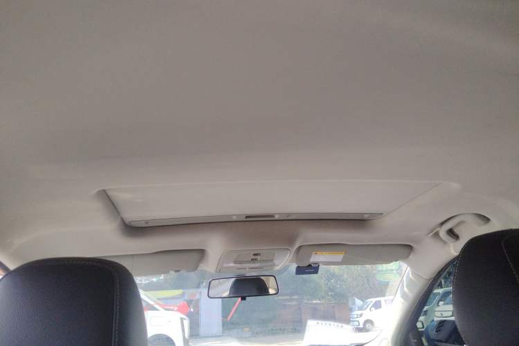 Used Roewe i6 2020 PLUS 1.6L CVT 4G Connected Glory Flagship Edition