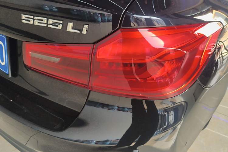 Used BMW 5 Series 2020 525Li M Sport Package