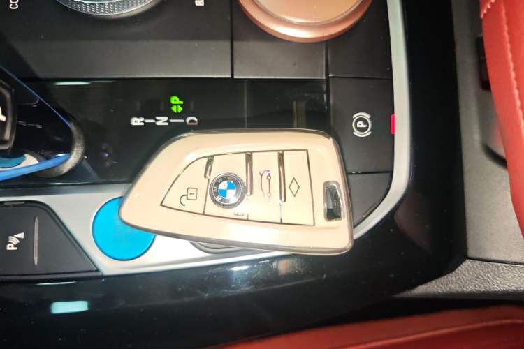 Used BMW iX3 2022 Leading Model Vehicle Key