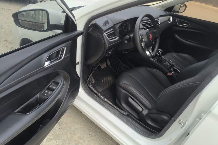 Used Roewe i5 2020 1.5L Automatic 4G Connected Linghao Edition