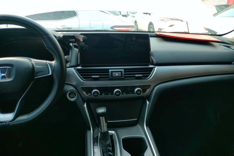 Used Honda Accord 2022 260TURBO Luxury Edition Audio And AC Panel