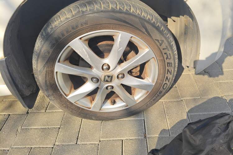 Used Zotye Cloud 100 2014 Cloud 100 Comfort Model