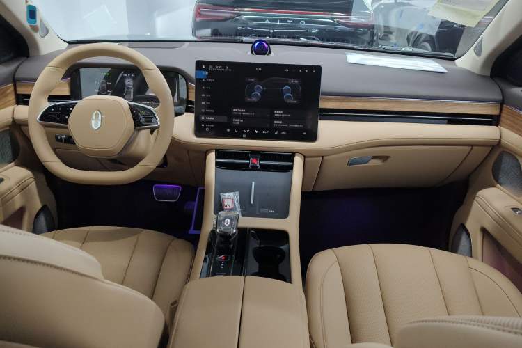 Used Hima AITO M7 2024 1.5T Intelligent Driving Rear-Drive Pro Version 5 Seats
