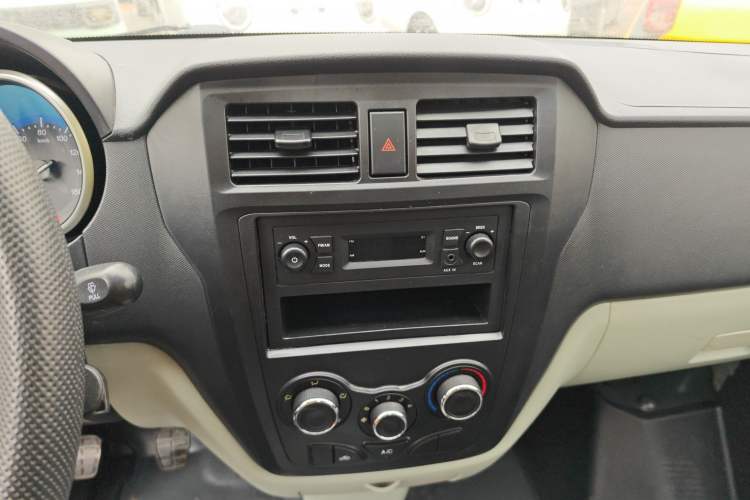 Used Karry Youjin 2019 1.5L Single-Row Extended Standard Version China VI Emission Standard DAM15KR