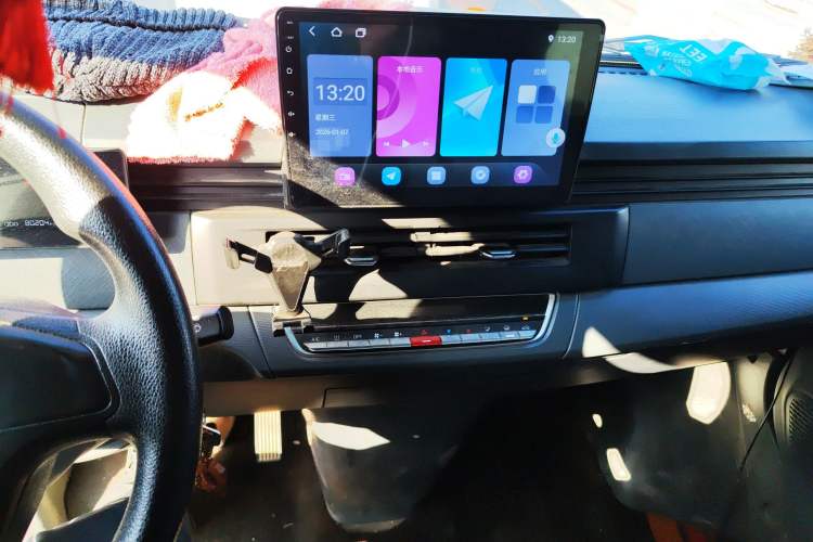 Used Farizon Xingxiang V 2024 Star Enjoy V6E Feature Edition Zhixin 46.08 kWh
