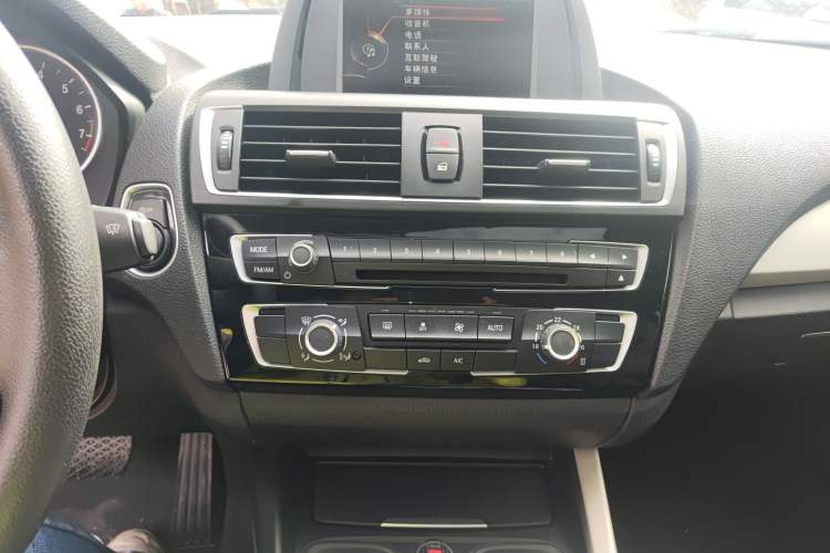 Used BMW 2 Series 2015 218i Audio And AC Panel