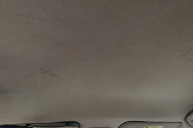 Used Baojun 560 2015 1.8L manual Comfort trim level
