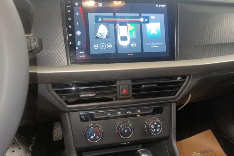 Used Volkswagen Lavida 2019 1.5L Automatic Fashion Edition China VI Audio And AC Panel