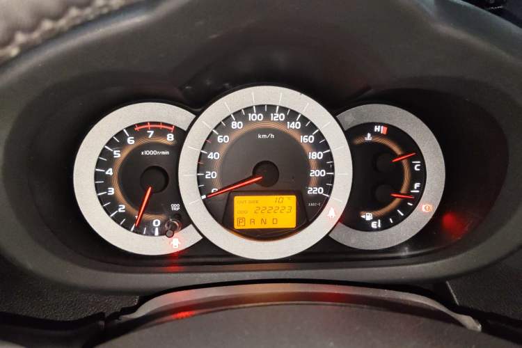 Used Toyota RAV4 2010 2.4L Automatic Deluxe Upgrade Edition