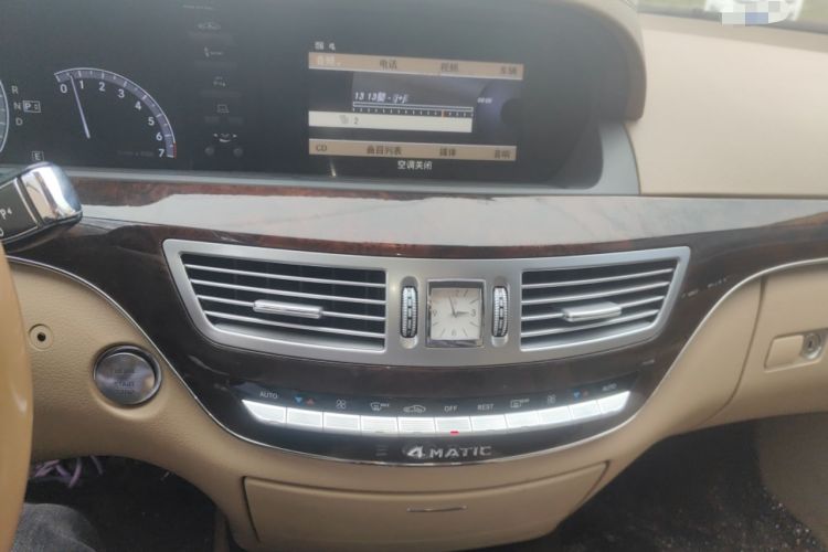 Used Mercedes-Benz S-Class 2012 S 300 L Business-Class Grand Edition Audio And AC Panel