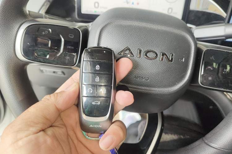 Used AION S MAX 2024 70 Star Edition 54.6 kWh Vehicle Key
