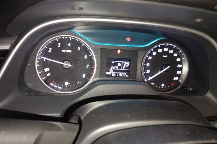 Used Buick GT 2016 15N Automatic Entry-Level Trim Instrument Cluster