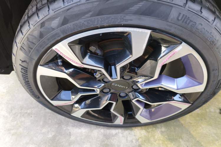 Used Lynk & Co 06 2021 1.5T Shero Pink Special Edition