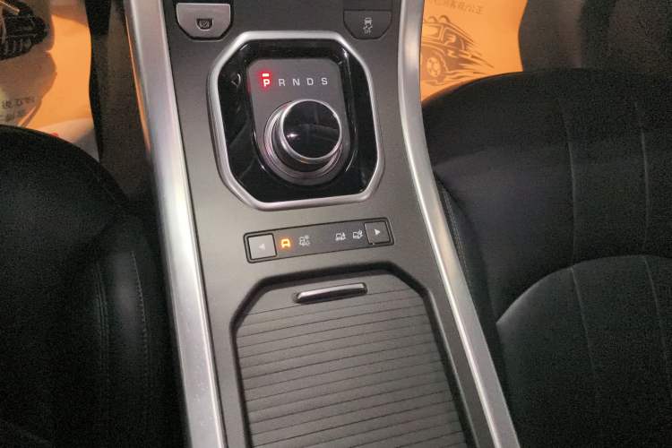 Used Land Rover Range Rover Evoque 2017 2.0T PURE Style Edition
