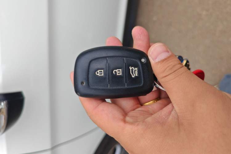 Used Hyundai ix25 2015 1.6L Automatic Two-Wheel Drive Smart GLS Trim
