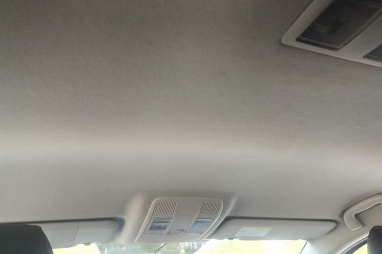 Used Mazda Mazda 3 Axela 2014 Sedan 1.5L Automatic Comfort Model
