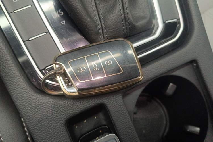 Used Volkswagen Magotan 2023 2 Million Units Limited Edition 330TSI DSG Leading Version Vehicle Key