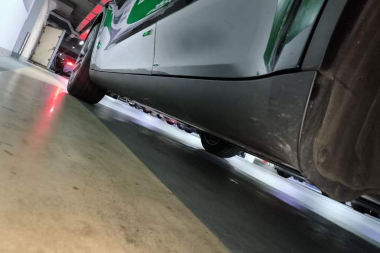 Used Tesla Model Y 2023 Rear-Wheel-Drive Version
