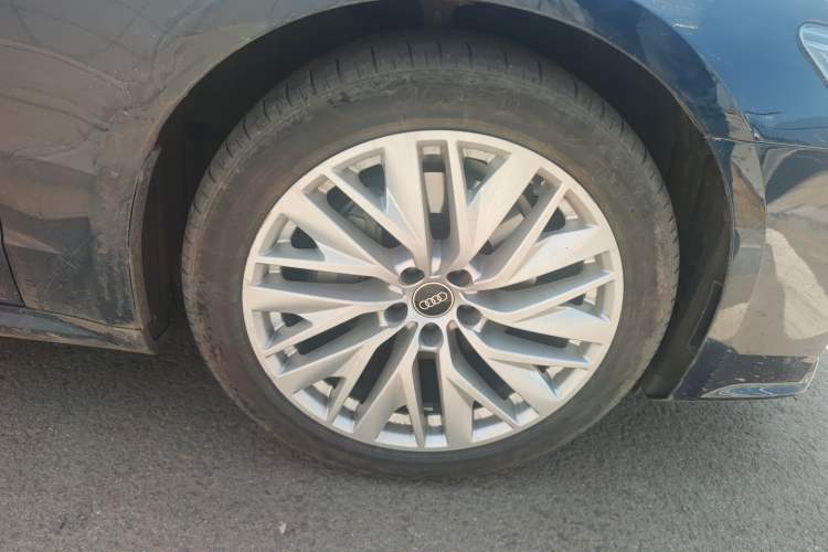 Used Audi A7L 2022 45 TFSI S-line Dream-Building Crystal Flow Package
