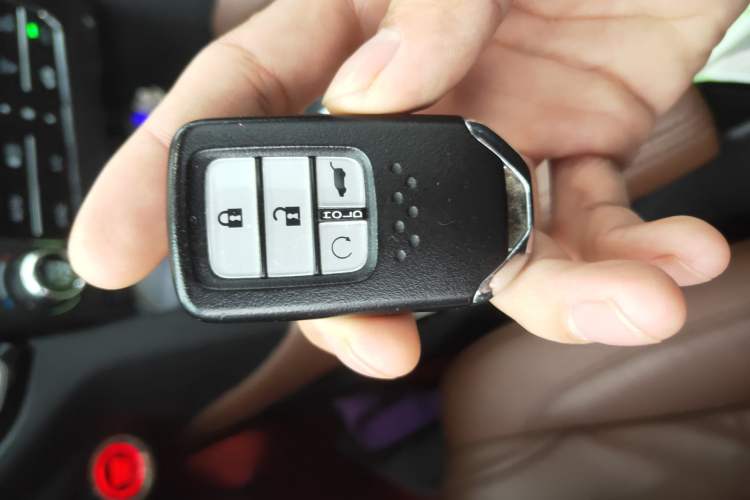 Used Honda UR-V 2020 370TURBO Two-Wheel Drive Luxury Edition Vehicle Key