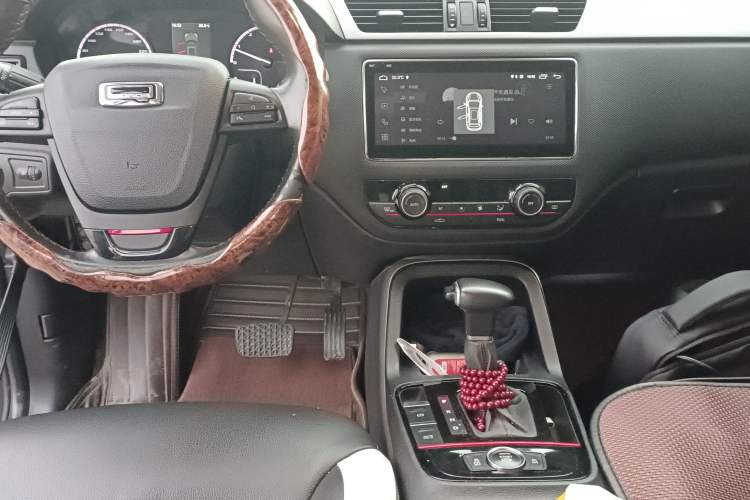 Used Qoros 5 2018 1.6T Automatic Prestige Model