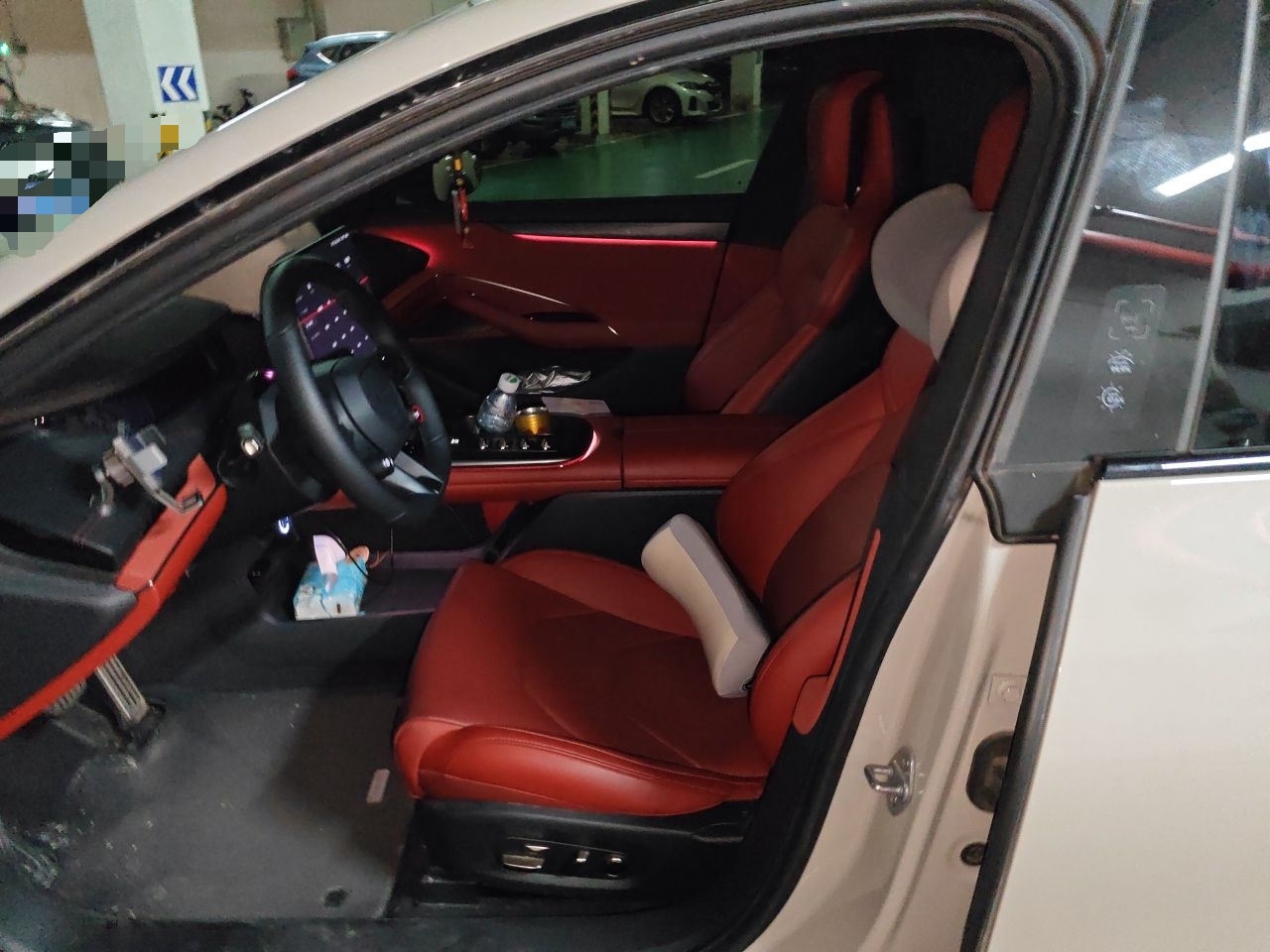 Xiaomi Auto SU7 2024 Four-Wheel Drive Ultra-Long Range Advanced Intelligent Driving Max Edition — снимка 15