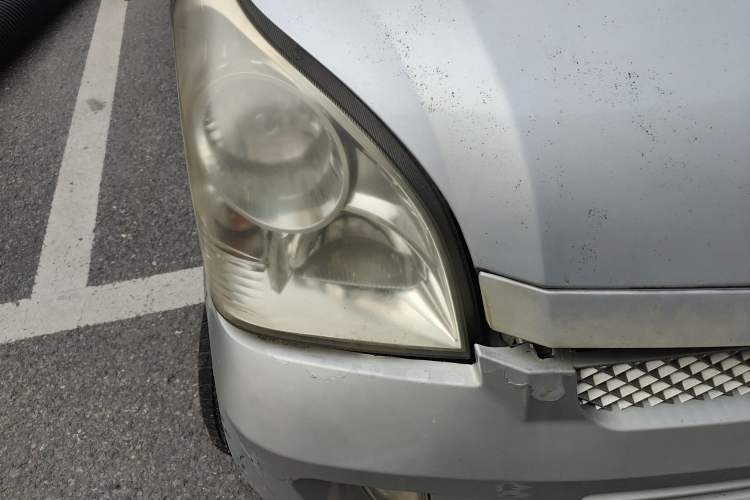 Used Wuling Rongguang 2011 1.2L Base Version
