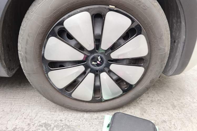 Used Wuling Bingo 2023 333 km Lingxi Connected Version
