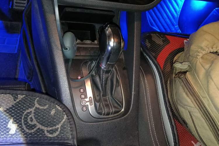 Used Volkswagen Scirocco 2011 R 2.0TSI Gear Lever