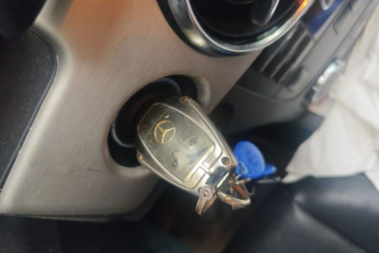 Used Mercedes-Benz GLK-Class 2013 GLK 300 4MATIC Fashion Model