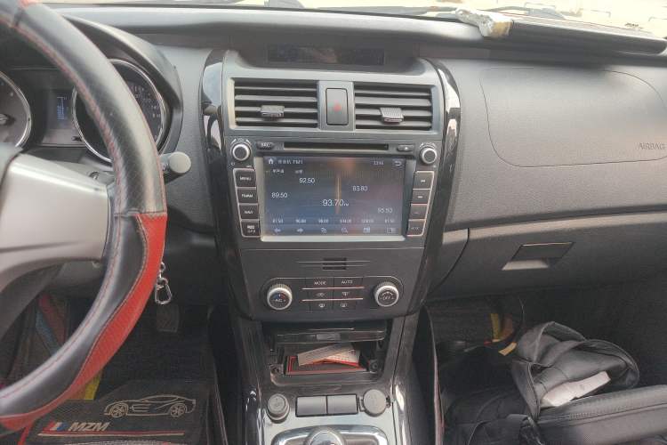 Used HYOSOW S3 2014 1.5L Luxury Version China IV Emission Standard
