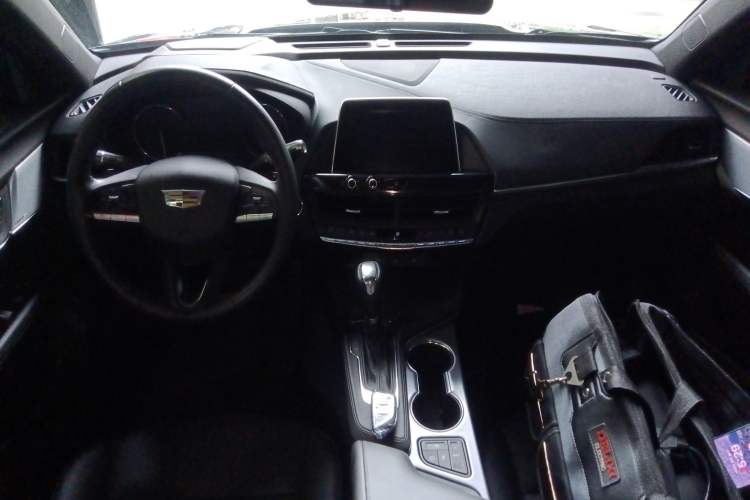 Used Cadillac CT4 2023 25T Luxury Model
