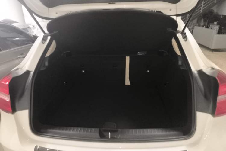 Used Mercedes-Benz GLA 2015 GLA 220 4MATIC Fashion Model
