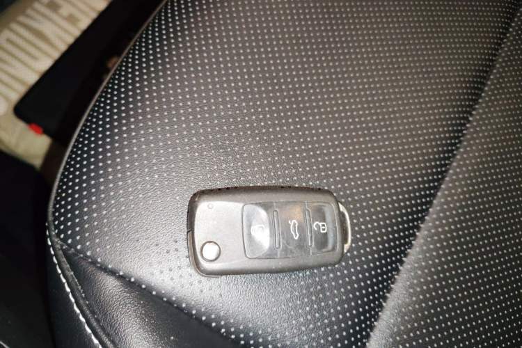 Used Skoda Kamiq 2024 1.5L Automatic Comfort Edition Vehicle Key